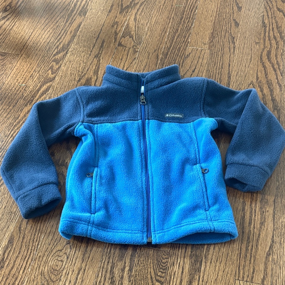 Columbia Two-Tone Blue Fleece Jacket
